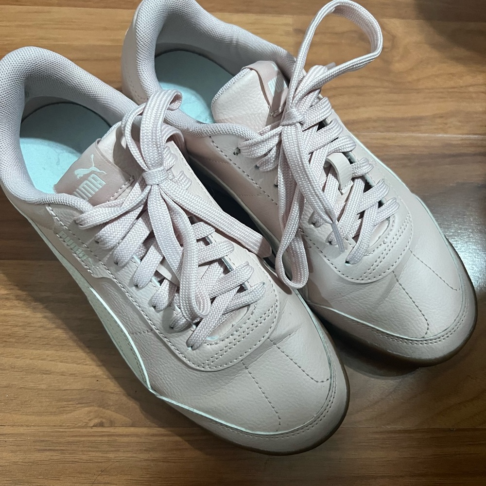 Puma Women's Blush Pink Sneakers